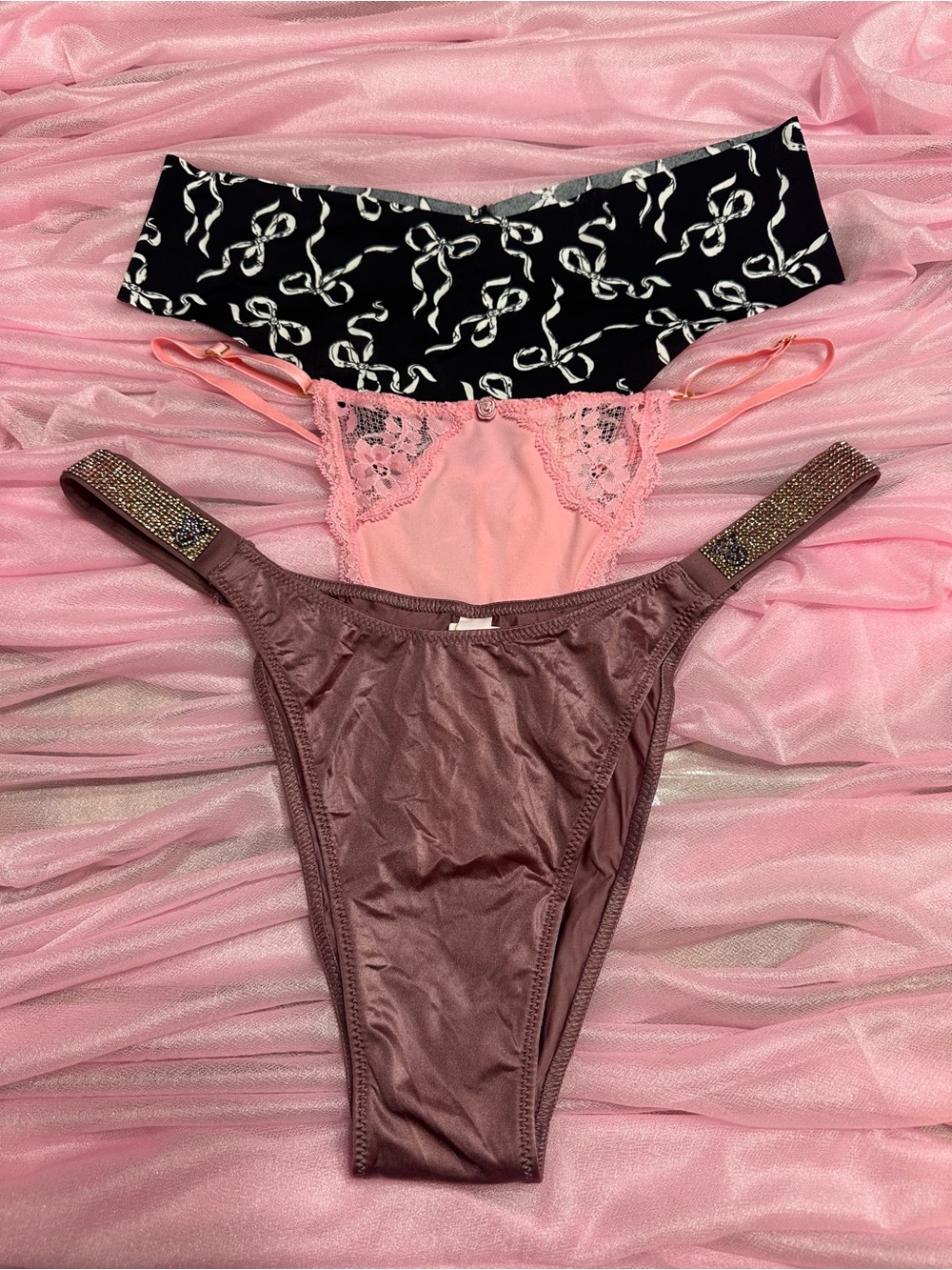 Victoria's Secret Panty Bundle - Large